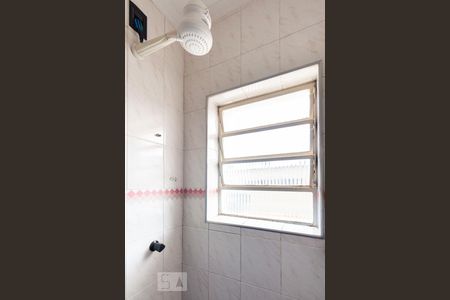 Banheiro Social de casa para alugar com 1 quarto, 40m² em Jardim Oriental, São Paulo