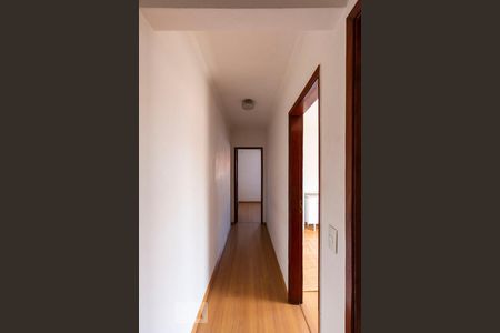 Corredor de casa para alugar com 1 quarto, 40m² em Jardim Oriental, São Paulo
