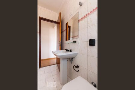 Banheiro Social de casa para alugar com 1 quarto, 40m² em Jardim Oriental, São Paulo