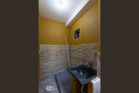 Área de serviço de casa para alugar com 1 quarto, 45m² em Parque Fongaro, São Paulo