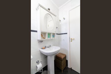 Banheiro de apartamento à venda com 3 quartos, 210m² em Vila Carrão, São Paulo