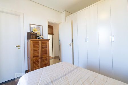 Apartamento à venda com 210m², 3 quartos e 3 vagasQuarto 2