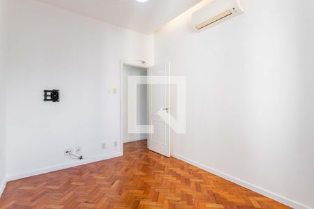 Quarto 1 de apartamento à venda com 3 quartos, 96m² em Copacabana, Rio de Janeiro