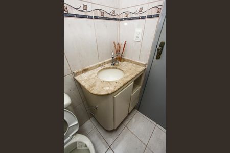 Apartamento à venda com 70m², 2 quartos e 1 vaga Apartamento à venda com 70m², 2 quartos e 1 vagaBanheiro