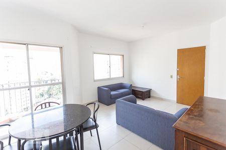 Sala de apartamento à venda com 3 quartos, 70m² em Chácara Inglesa, São Paulo