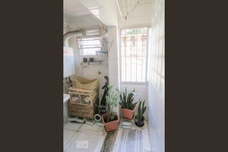 Apartamento para alugar com 75m², 3 quartos e 1 vagaÁrea de serviço 