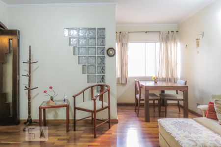 Sala de apartamento para alugar com 3 quartos, 75m² em Ibirapuera, São Paulo