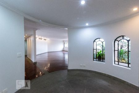 Apartamento à venda com 420m², 4 quartos e 4 vagas Apartamento à venda com 420m², 4 quartos e 4 vagasSala 2