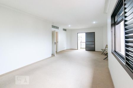 Apartamento à venda com 420m², 4 quartos e 4 vagas Apartamento à venda com 420m², 4 quartos e 4 vagasSuíte 1