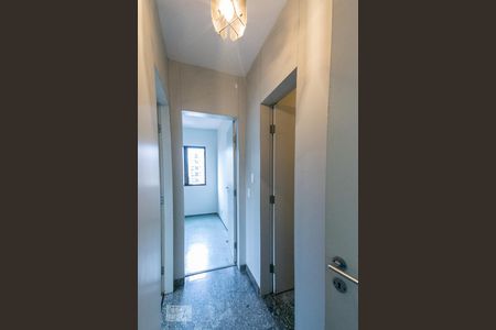 Apartamento à venda com 420m², 4 quartos e 4 vagas Apartamento à venda com 420m², 4 quartos e 4 vagasCorredor