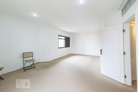 Apartamento à venda com 420m², 4 quartos e 4 vagas Apartamento à venda com 420m², 4 quartos e 4 vagasSuíte 1