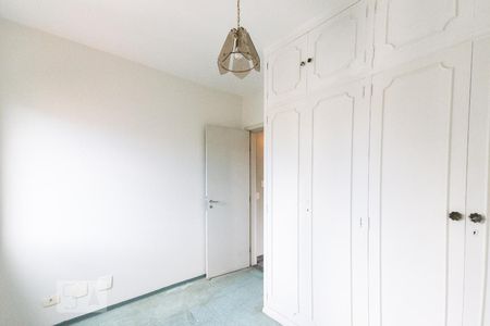 Apartamento à venda com 420m², 4 quartos e 4 vagas Apartamento à venda com 420m², 4 quartos e 4 vagasQuarto de Serviço 1