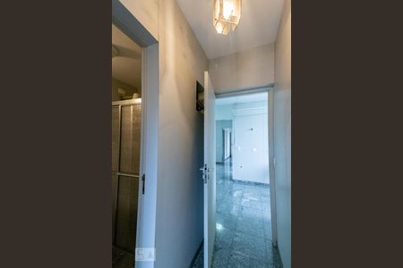 Apartamento à venda com 420m², 4 quartos e 4 vagas Apartamento à venda com 420m², 4 quartos e 4 vagasCorredor