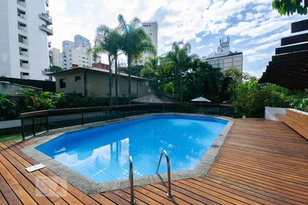 Apartamento à venda com 420m², 4 quartos e 4 vagas Apartamento à venda com 420m², 4 quartos e 4 vagasPiscina