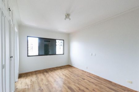 Apartamento à venda com 420m², 4 quartos e 4 vagas Apartamento à venda com 420m², 4 quartos e 4 vagasSuíte 4