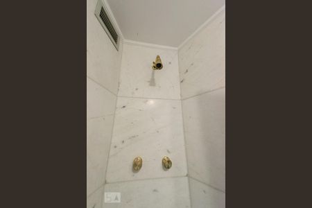 Apartamento à venda com 420m², 4 quartos e 4 vagas Apartamento à venda com 420m², 4 quartos e 4 vagasBanheiro 2 Suíte 1