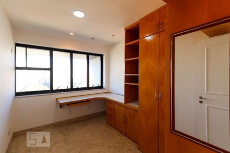 Quarto 2 de apartamento à venda com 3 quartos, 257m² em Barra da Tijuca, Rio de Janeiro