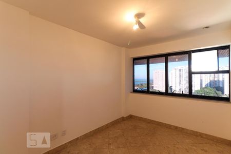 Quarto 1 de apartamento à venda com 3 quartos, 257m² em Barra da Tijuca, Rio de Janeiro