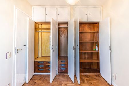 Apartamento à venda com 67m², 2 quartos e 1 vagaQuarto 2 - Detalhe