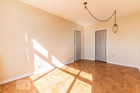 Apartamento à venda com 67m², 2 quartos e 1 vagaSala