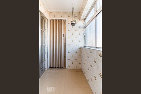 Apartamento à venda com 67m², 2 quartos e 1 vagaÁrea de Serviço
