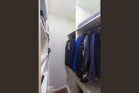 Apartamento à venda com 150m², 3 quartos e 2 vagasCloset - Suíte Quarto 