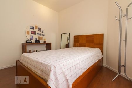 Apartamento à venda com 150m², 3 quartos e 2 vagasQuarto 2