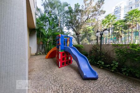 Apartamento à venda com 72m², 2 quartos e 1 vaga Apartamento à venda com 72m², 2 quartos e 1 vagaPlayground