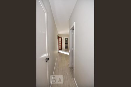 Casa de condomínio à venda com 480m², 5 quartos e 2 vagasSuíte 