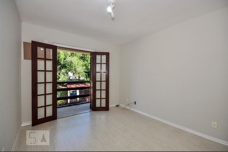 Casa de condomínio à venda com 480m², 5 quartos e 2 vagasQuarto 3