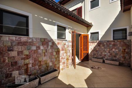 Casa de condomínio à venda com 480m², 5 quartos e 2 vagasÁrea Externa - Suíte 