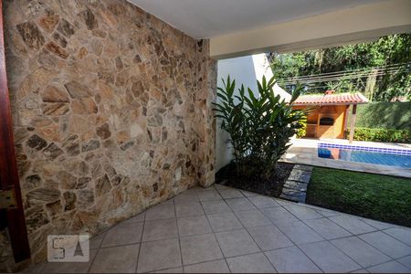 Casa de condomínio à venda com 480m², 5 quartos e 2 vagasVista Quarto 1