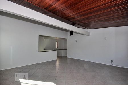 Casa de condomínio à venda com 480m², 5 quartos e 2 vagasSala - 2o Andar
