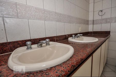 Casa de condomínio à venda com 480m², 5 quartos e 2 vagasBanheiro Suíte