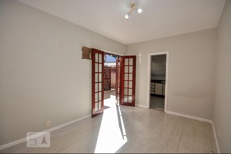 Casa de condomínio à venda com 480m², 5 quartos e 2 vagasSuíte 