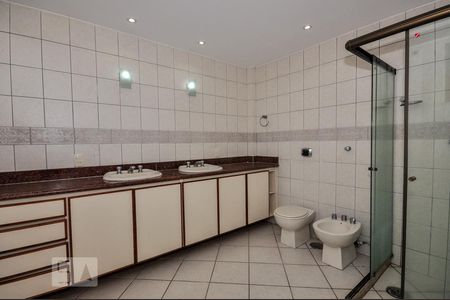 Casa de condomínio à venda com 480m², 5 quartos e 2 vagasBanheiro Suíte