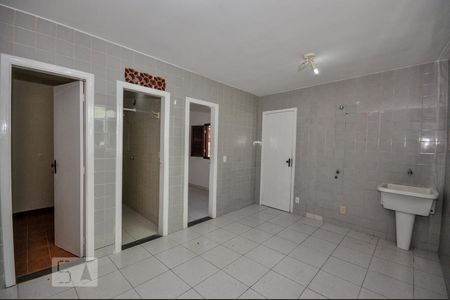 Casa de condomínio à venda com 480m², 5 quartos e 2 vagasÁrea de Serviço