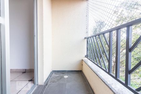 Sacada de apartamento para alugar com 3 quartos, 74m² em Vila Yara, Osasco