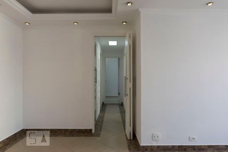 Corredor de apartamento para alugar com 3 quartos, 127m² em Cambuci, São Paulo