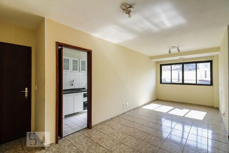 Sala de Apartamento com 2 quartos, 58m² Jaguaribe