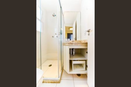 Apartamento para alugar com 60m², 3 quartos e 1 vaga Apartamento para alugar com 60m², 3 quartos e 1 vagaBanheiro da Suíte
