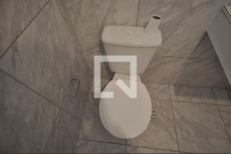 Apartamento à venda com 70m², 2 quartos e sem vagaBanheiro