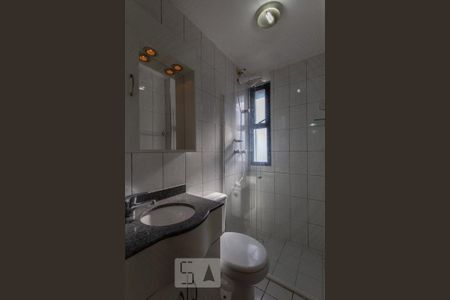 Banheiro de apartamento para alugar com 2 quartos, 65m² em Vila Sônia, São Paulo
