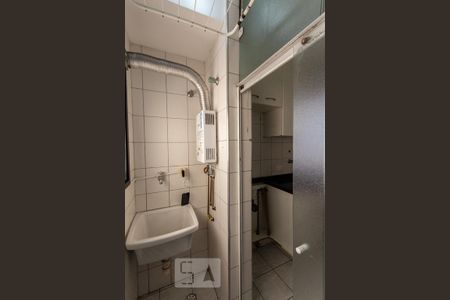 Área de Serviço de apartamento para alugar com 2 quartos, 65m² em Vila Sônia, São Paulo