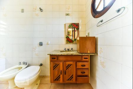 Casa para alugar com 150m², 3 quartos e 2 vagas Casa para alugar com 150m², 3 quartos e 2 vagasBanheiro da Suíte