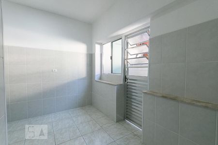 Cozinha  de casa para alugar com 1 quarto, 35m² em Vila Moraes, São Paulo