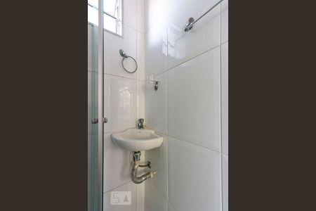 Banheiro Social de apartamento para alugar com 2 quartos, 64m² em Vila Parque Jabaquara, São Paulo