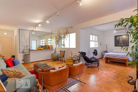 Studio para alugar com 134m², 1 quarto e 1 vaga Studio para alugar com 134m², 1 quarto e 1 vagaStudio