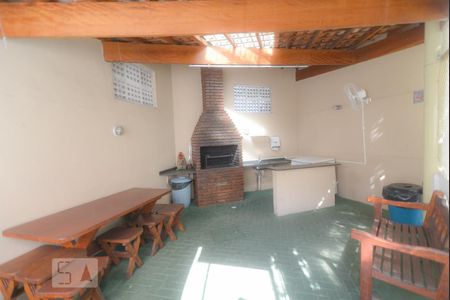 Apartamento para alugar com 50m², 2 quartos e 1 vagaÁrea comum - Churrasqueira