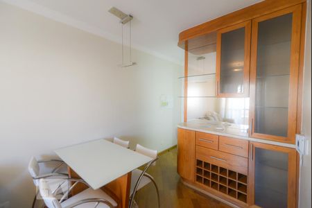 Apartamento à venda com 55m², 2 quartos e 2 vagasSala